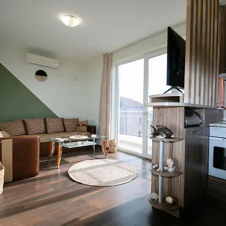Chic&cozy In Apartment Nessebar